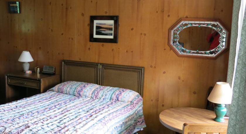 The Austin Inn Lake George Ruang foto